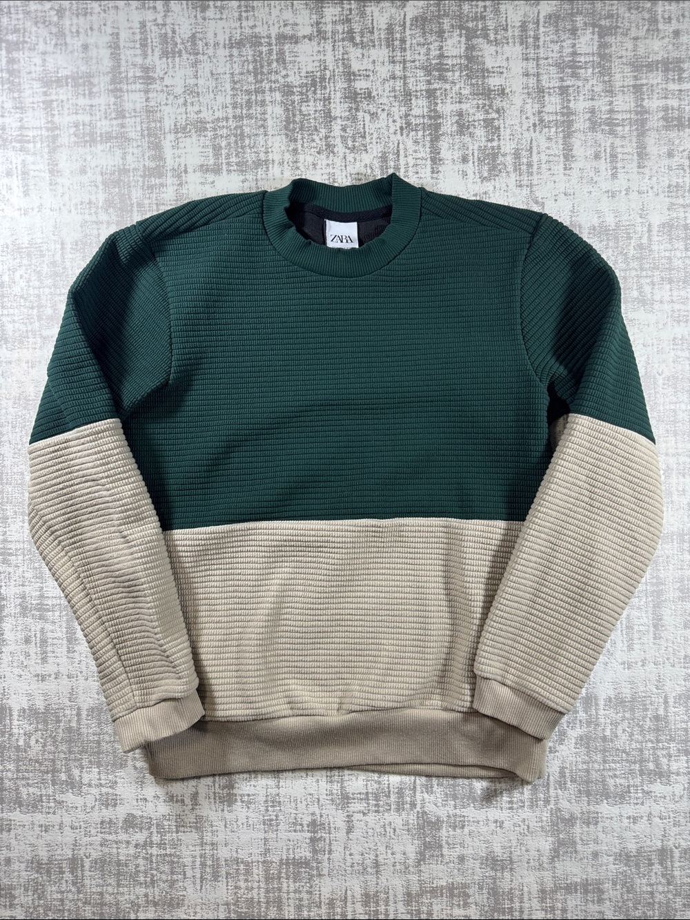 Zara Men's Dark Green and Beige Colorblock Crewneck Sweater Ribbed sz M 24X19PTP